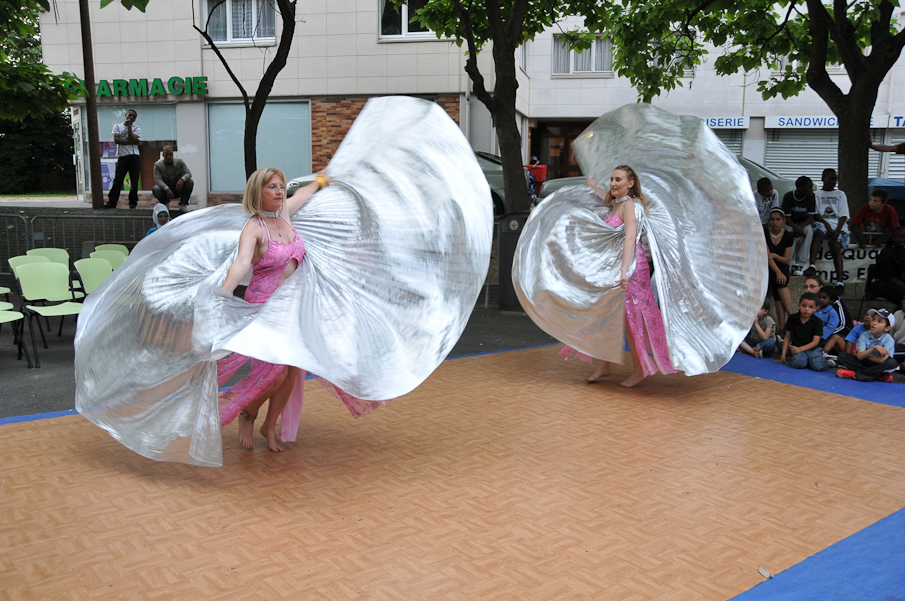 Maison de Quartier Champs Elysees Evry - Danse Orientale 063.jpg